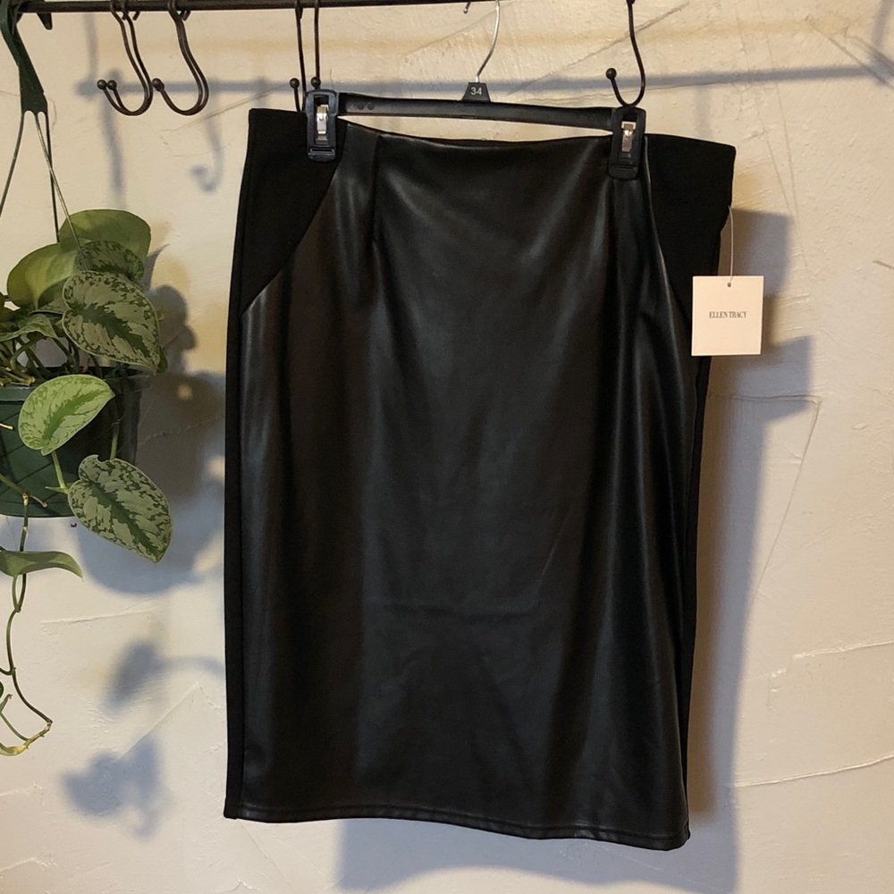 Ellen Tracy Black Pencil Skirt